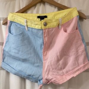 Forever 21 shorts size medium